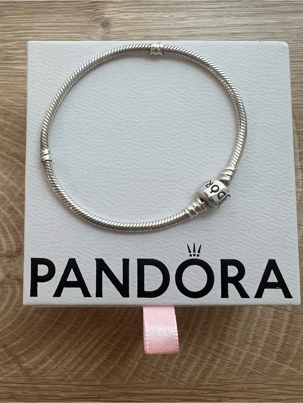 Pandora Moments Barrel Clasp Snake Chain Braclet